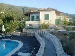 ΕΝΟΙΚΙΑΖΟΜΕΝΑ ΔΩΜΑΤΙΑ ΔΙΑΜΟΝΗ VILLA MILIA ΑΓΙΟΣ ΝΙΚΗΤΑΣ ΛΕΥΚΑΔΑ